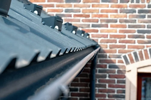 Hoeveel HWA-beugels heeft u nodig per meter regenpijp?